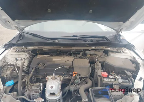 2017 Honda Accord Ex z USA, uszkodzony, nr VIN 1HGCR2F77HA035659